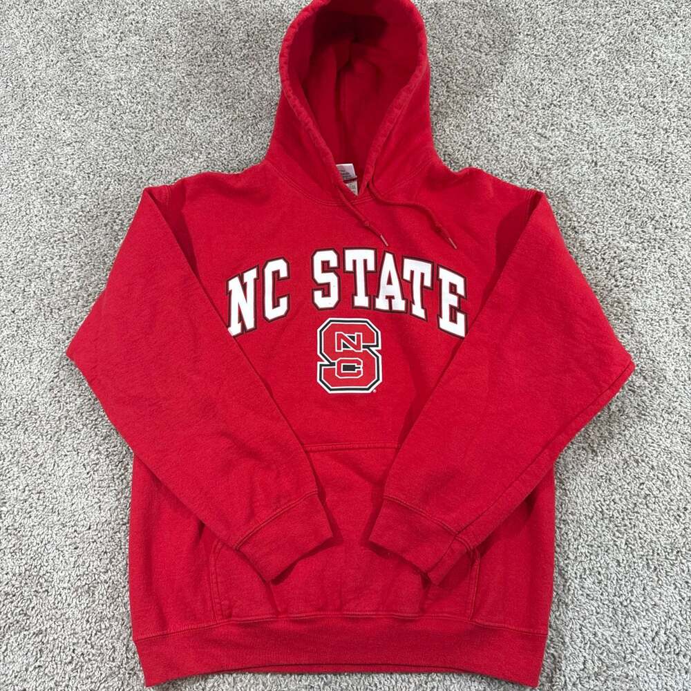 NC State Wolfpack Hoodie‎ Mens Medium Red Pullover Campus Colors NCAA EUC